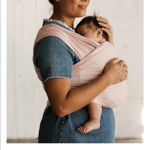Solly Baby Wrap Blush Swiss Dot